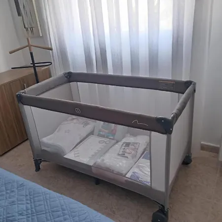 South Side Paradise Apartman